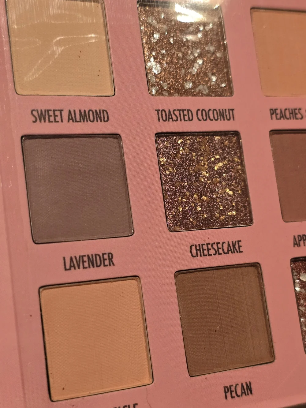 Candie's Parlor Gelato Eyeshadow Palette - 18 Color Mix New